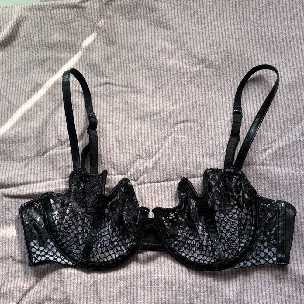 Victoria's Secret Black Mesh Lace Bra w/ panty
